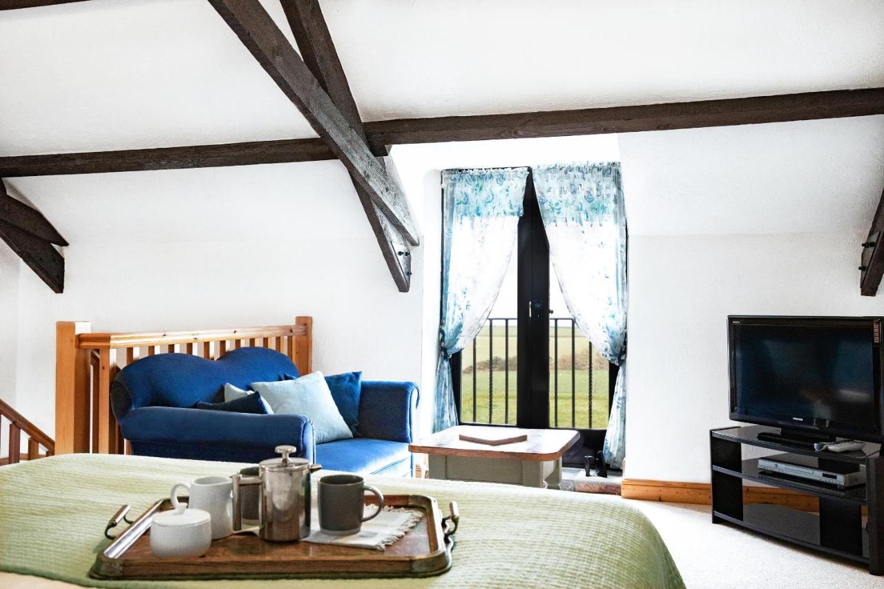 Downe Cottages Hartland Ngoại thất bức ảnh