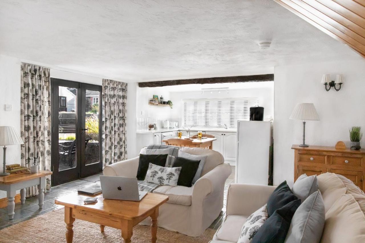 Downe Cottages Hartland Ngoại thất bức ảnh