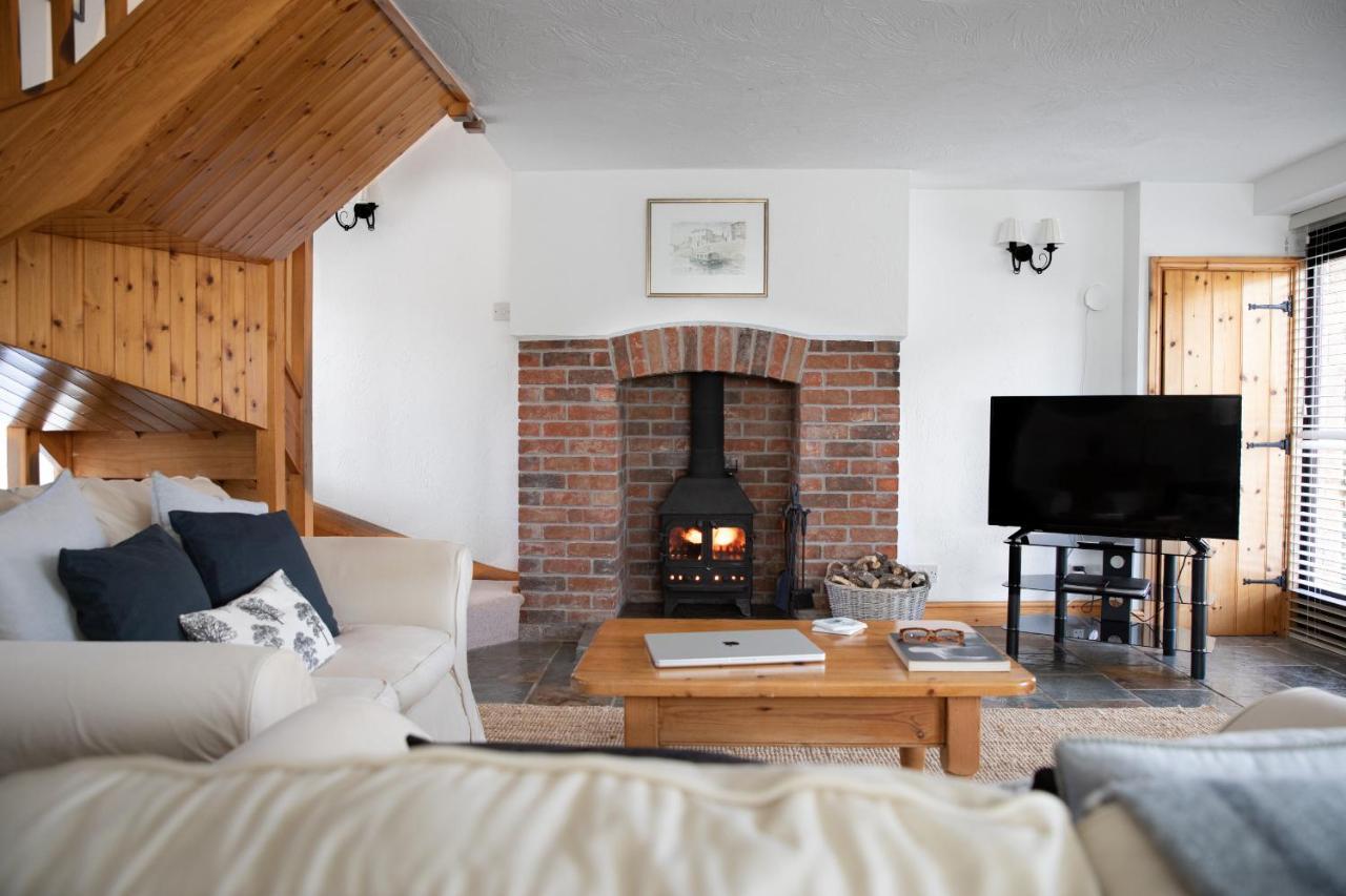 Downe Cottages Hartland Ngoại thất bức ảnh