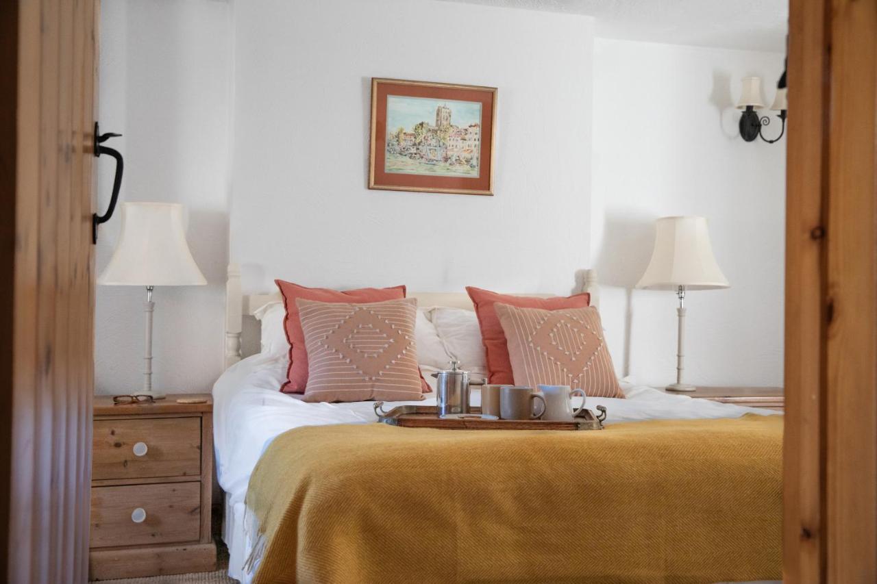 Downe Cottages Hartland Ngoại thất bức ảnh