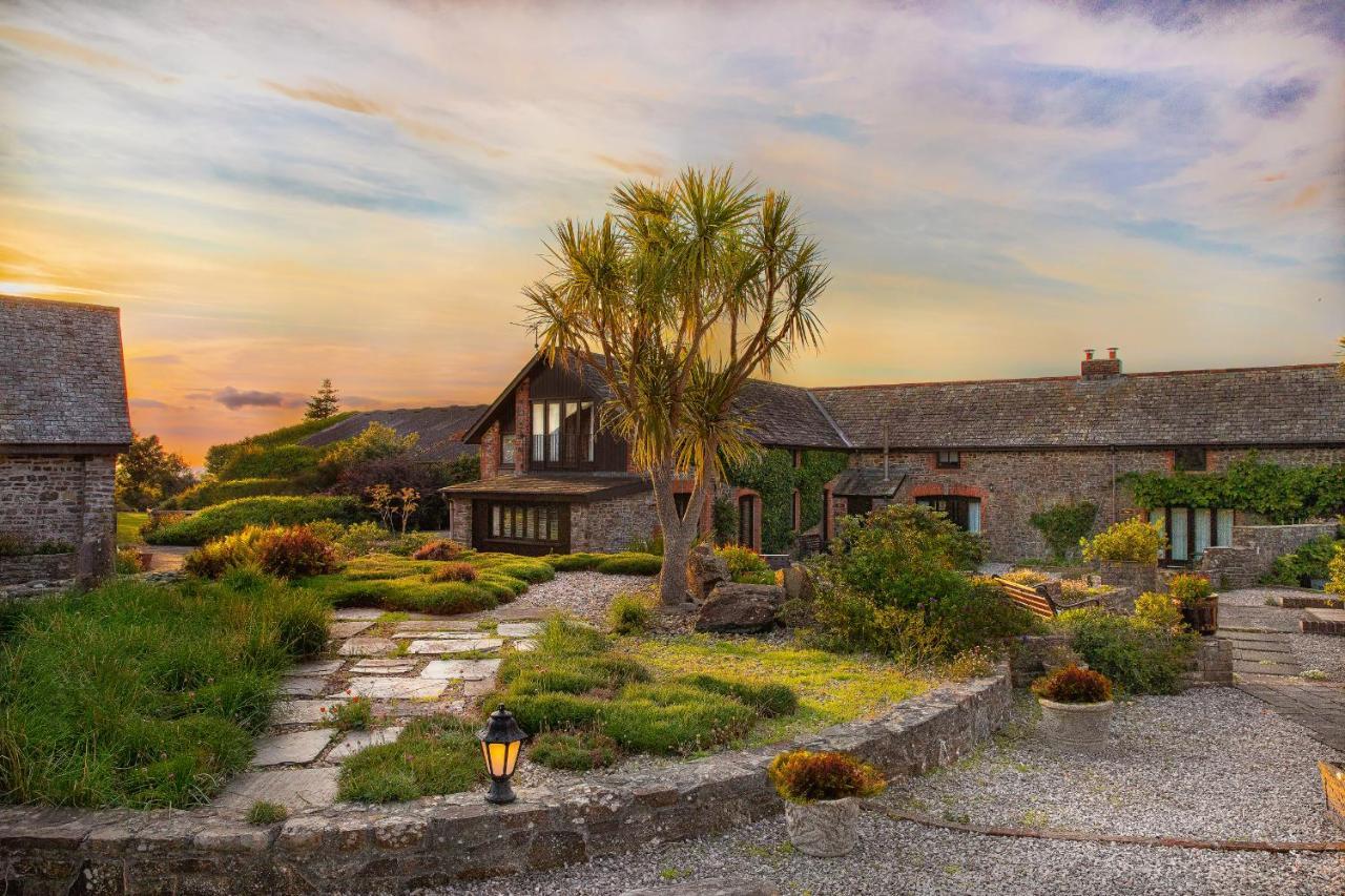 Downe Cottages Hartland Ngoại thất bức ảnh