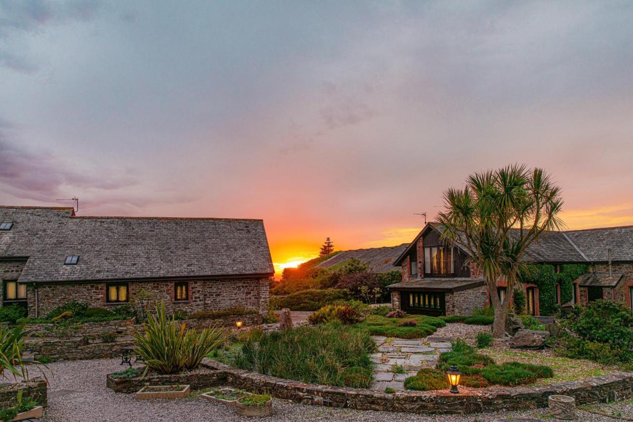 Downe Cottages Hartland Ngoại thất bức ảnh