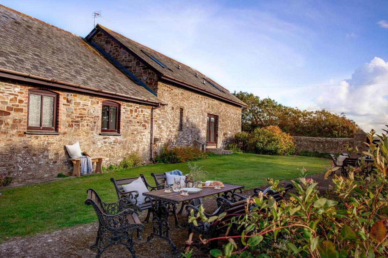 Downe Cottages Hartland Ngoại thất bức ảnh