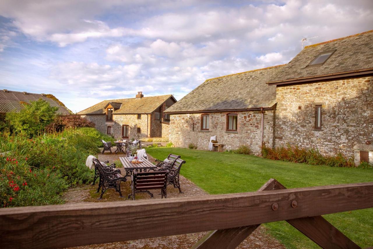 Downe Cottages Hartland Ngoại thất bức ảnh