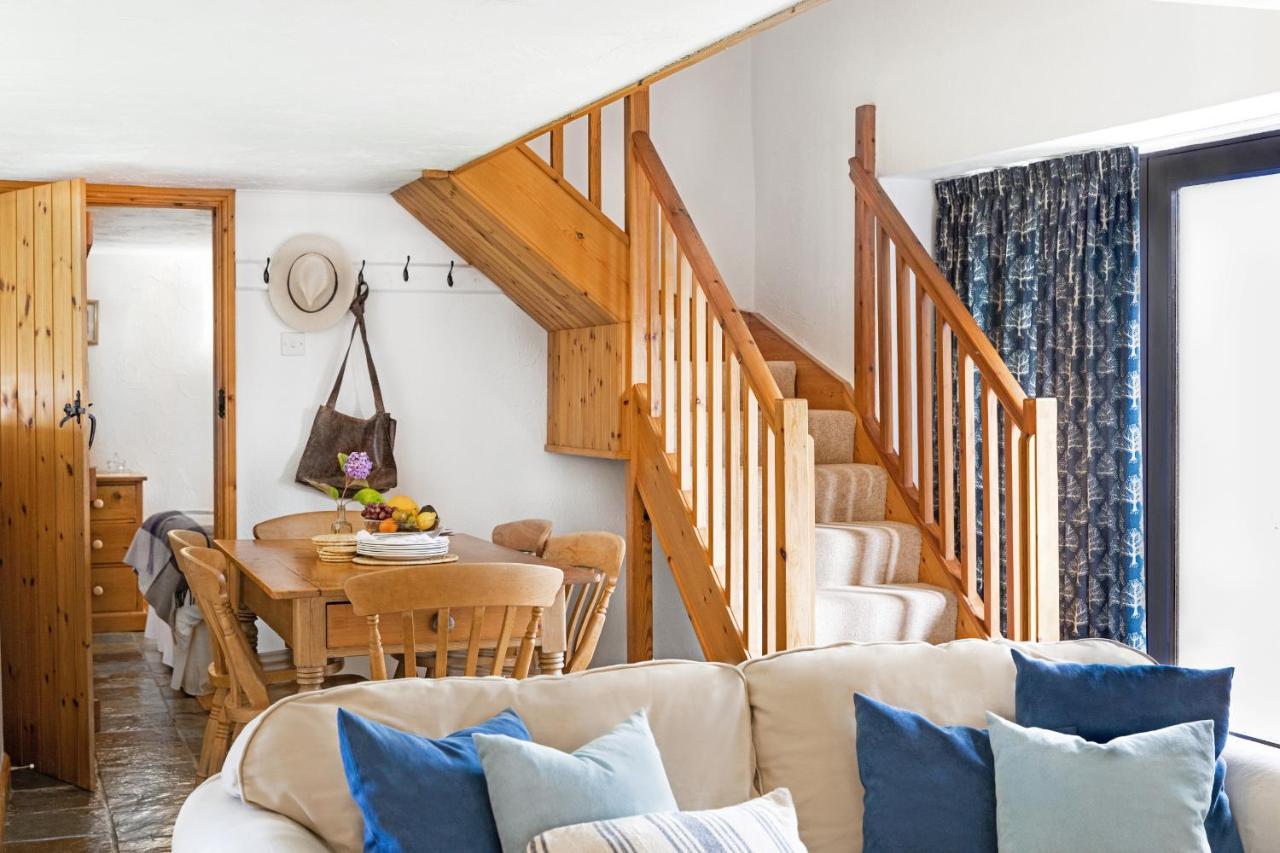 Downe Cottages Hartland Ngoại thất bức ảnh