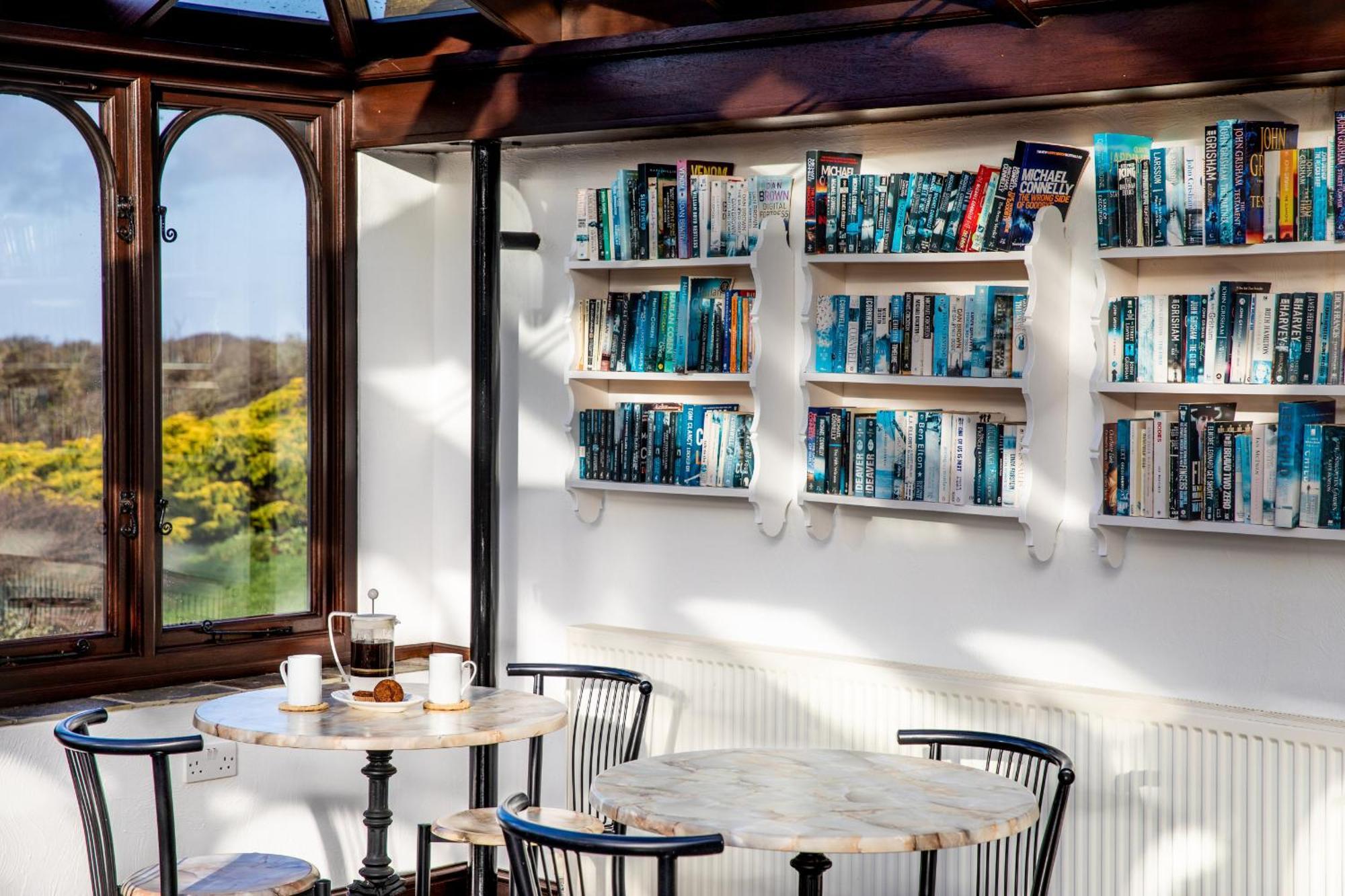 Downe Cottages Hartland Phòng bức ảnh